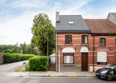 Woning met tal van mogelijkheden centrum Eeklo.